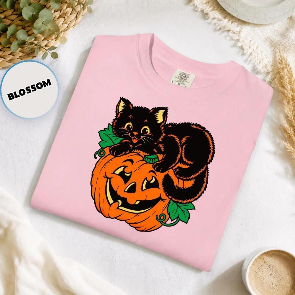 Black Cat On Jack-O-Lantern T-Shirt Halloween Pumpkin Cat Tee